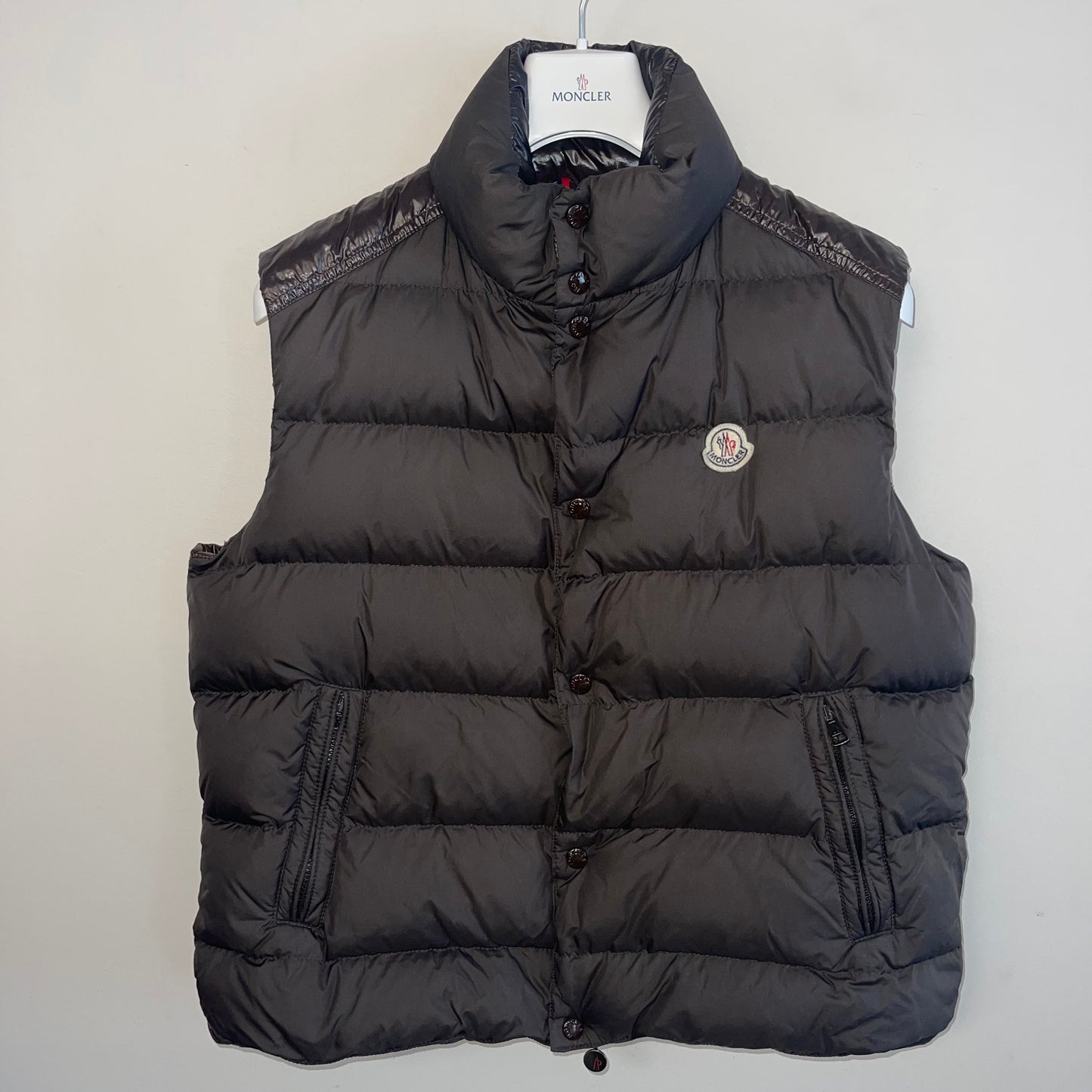 Moncler Cheval Down Gilet - Size 5