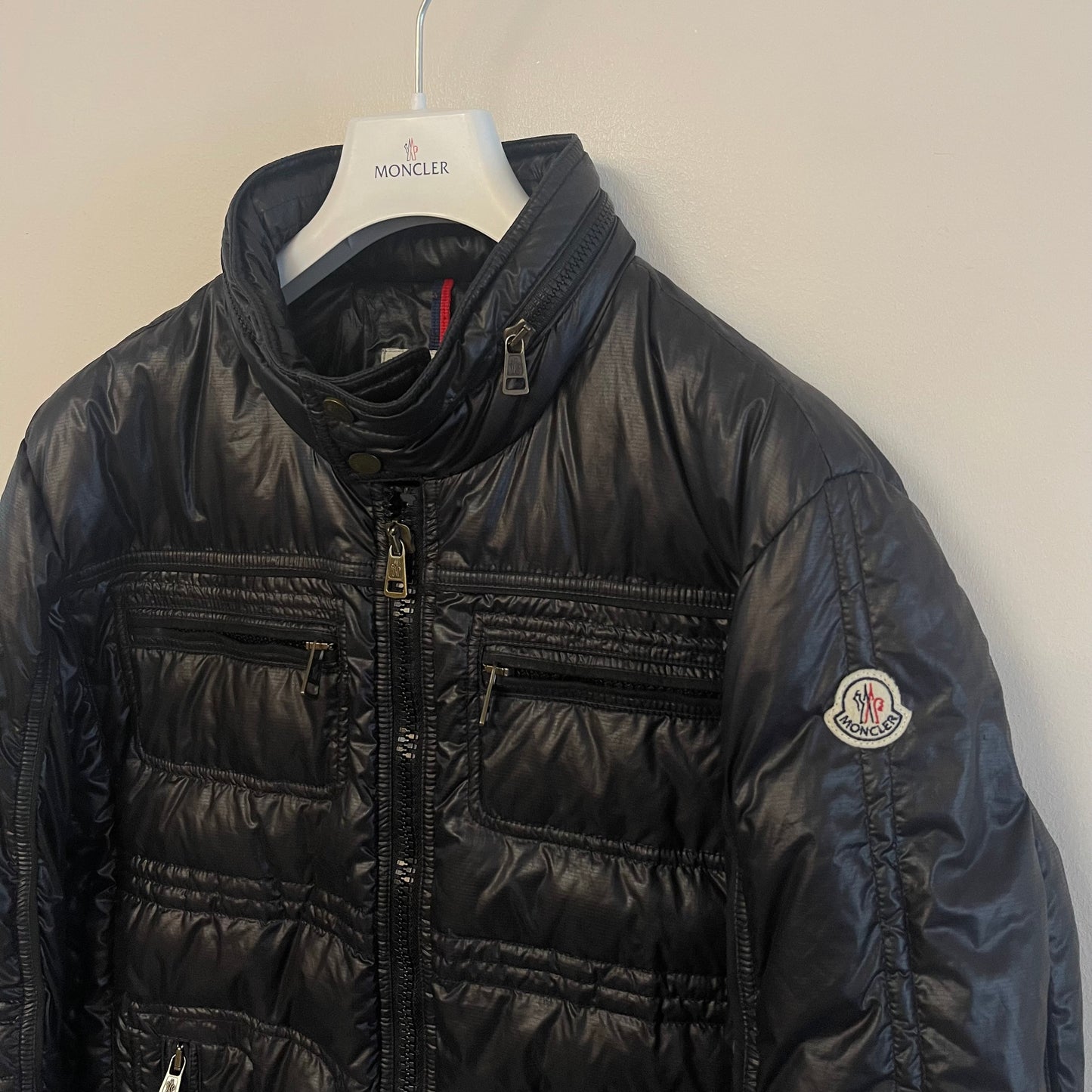 Moncler Mens Cleveland Down Jacket - Size 5