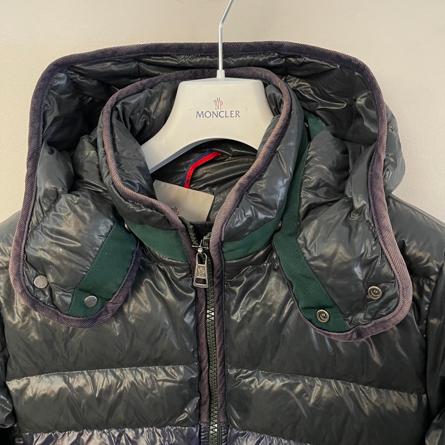 Moncler Mens Harry Down Jacket - Size 1