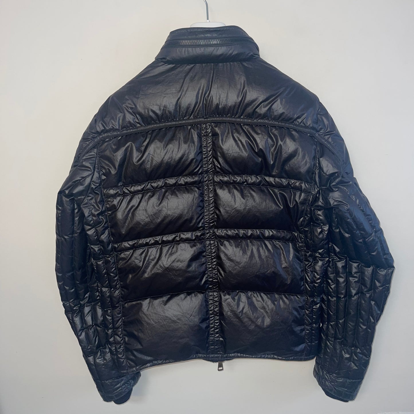 Moncler Mens Cleveland Down Jacket - Size 5