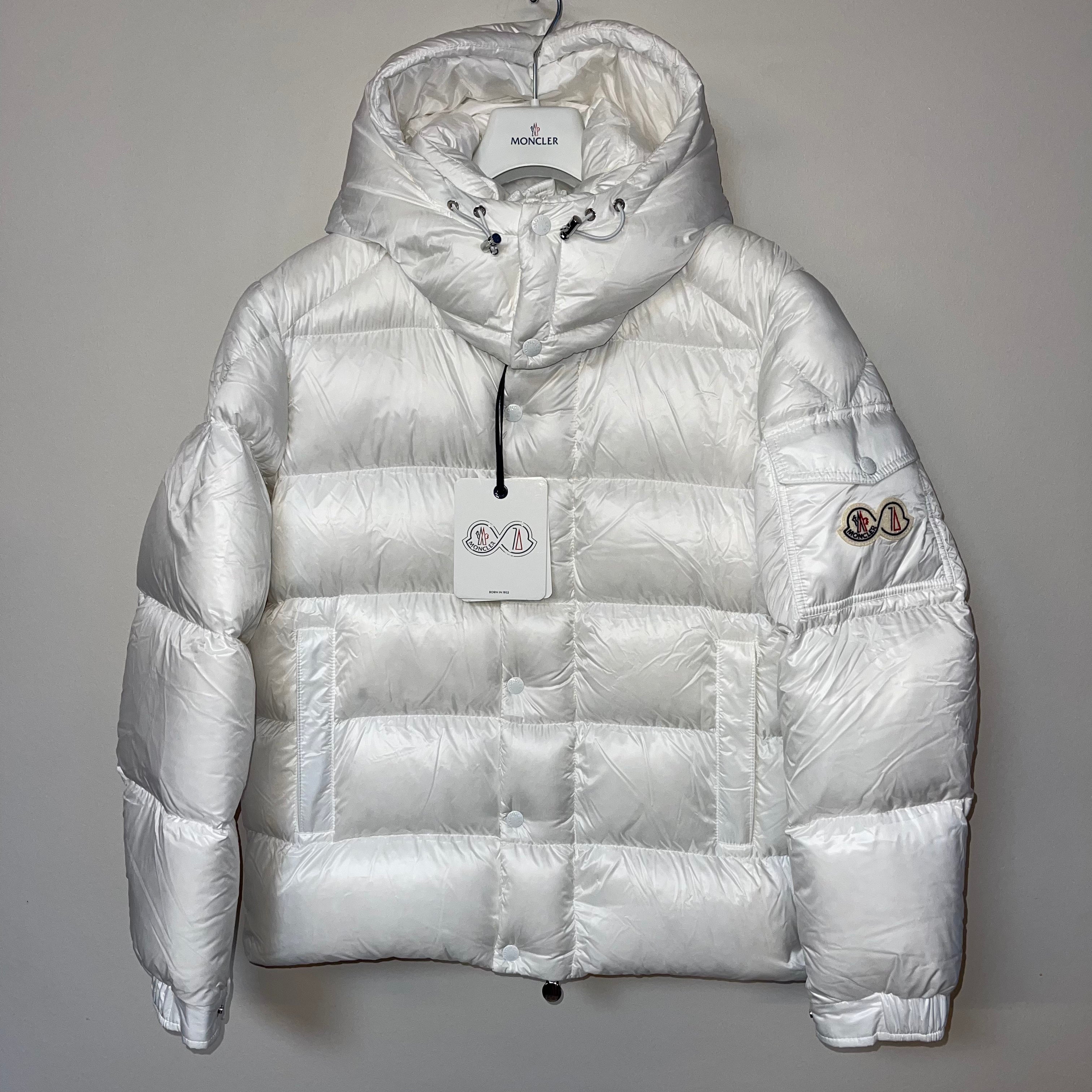 Moncler Maya Down Jacket Anni 70 - Size 2 – WillsMerch