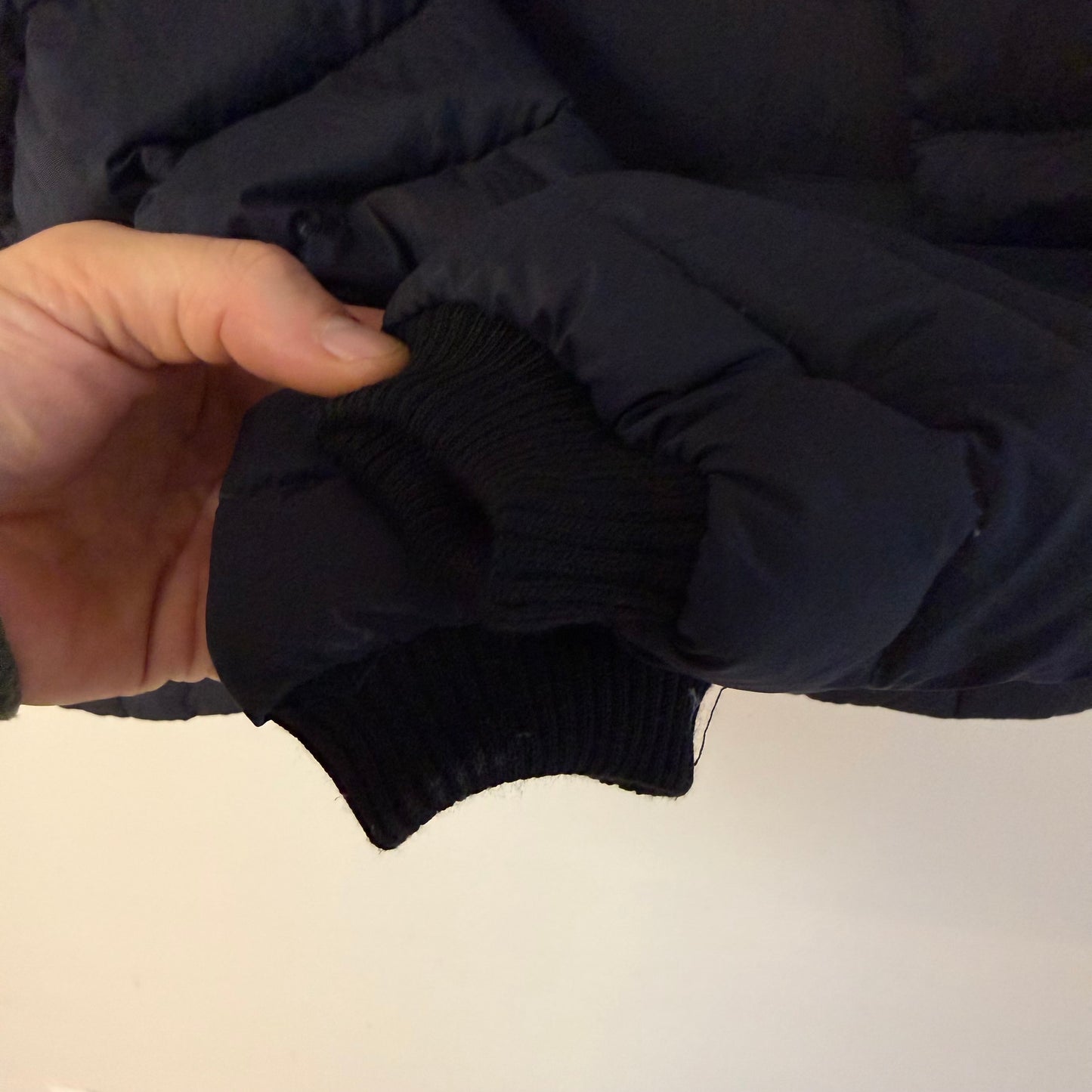 Moncler Mens Dreux Down Jacket - Size 4