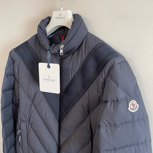 Moncler Barrot Down Jacket - Size 3