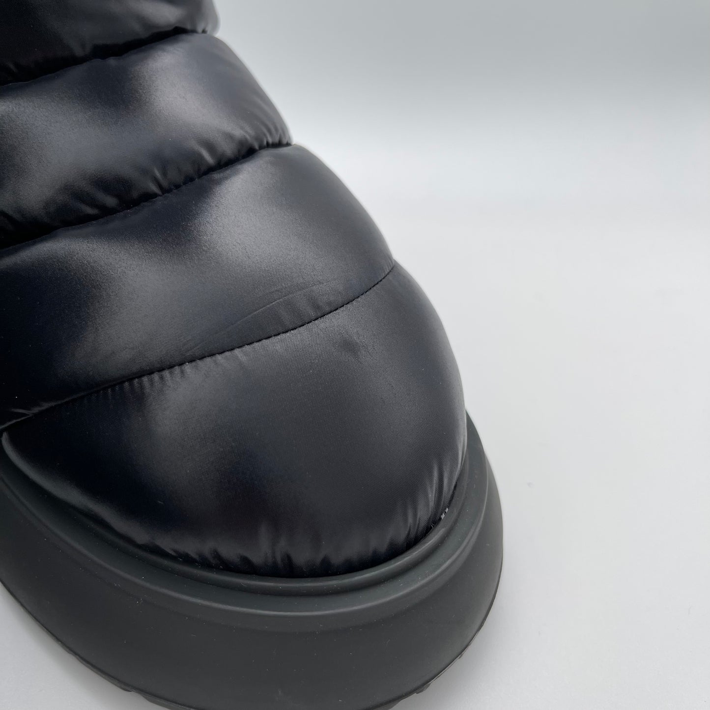 Moncler Ladies Gaia Quilted Boots