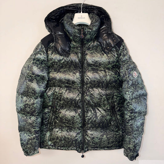 Moncler Maya x Pharell Williams - Size 4