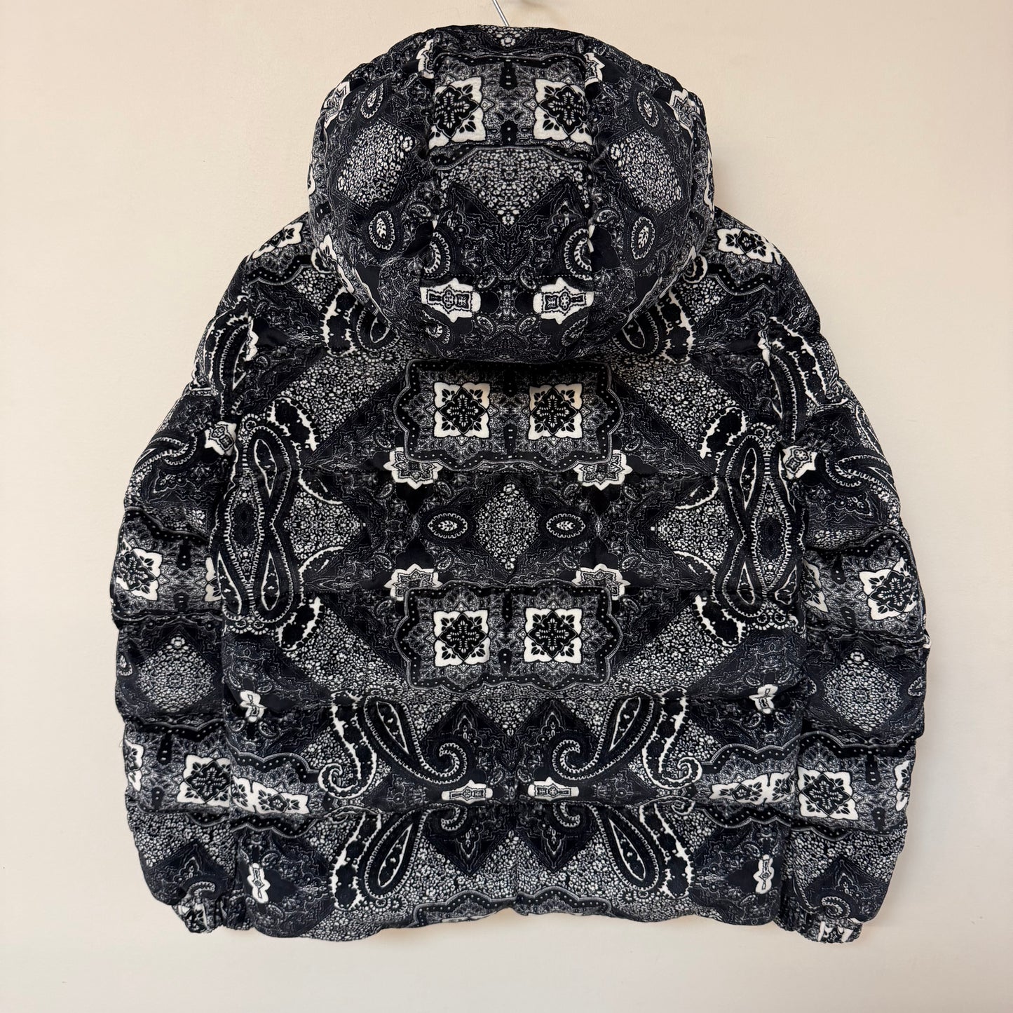 Moncler Gartempe Velvet Bandana Down Jacket - Size 2