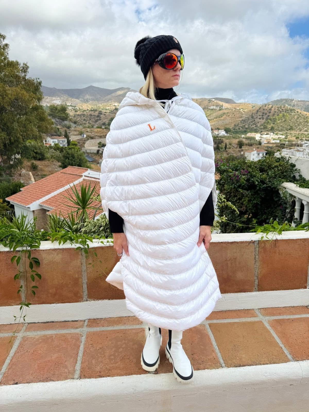 Moncler x Langosteria Puffer Cape (Rare!)