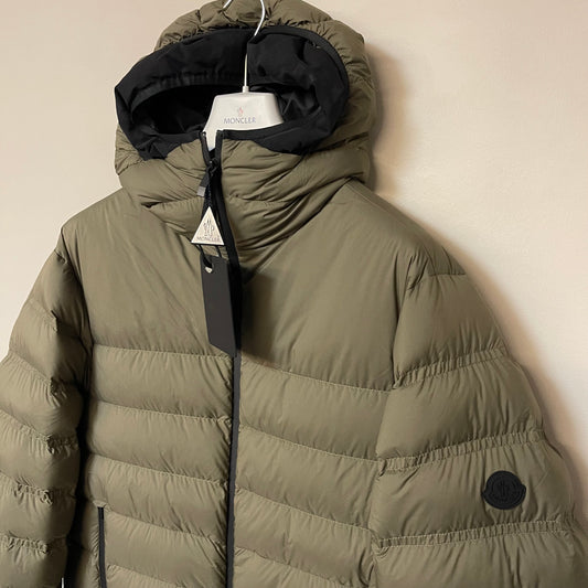 Moncler Arroux Down Jacket - Size 4