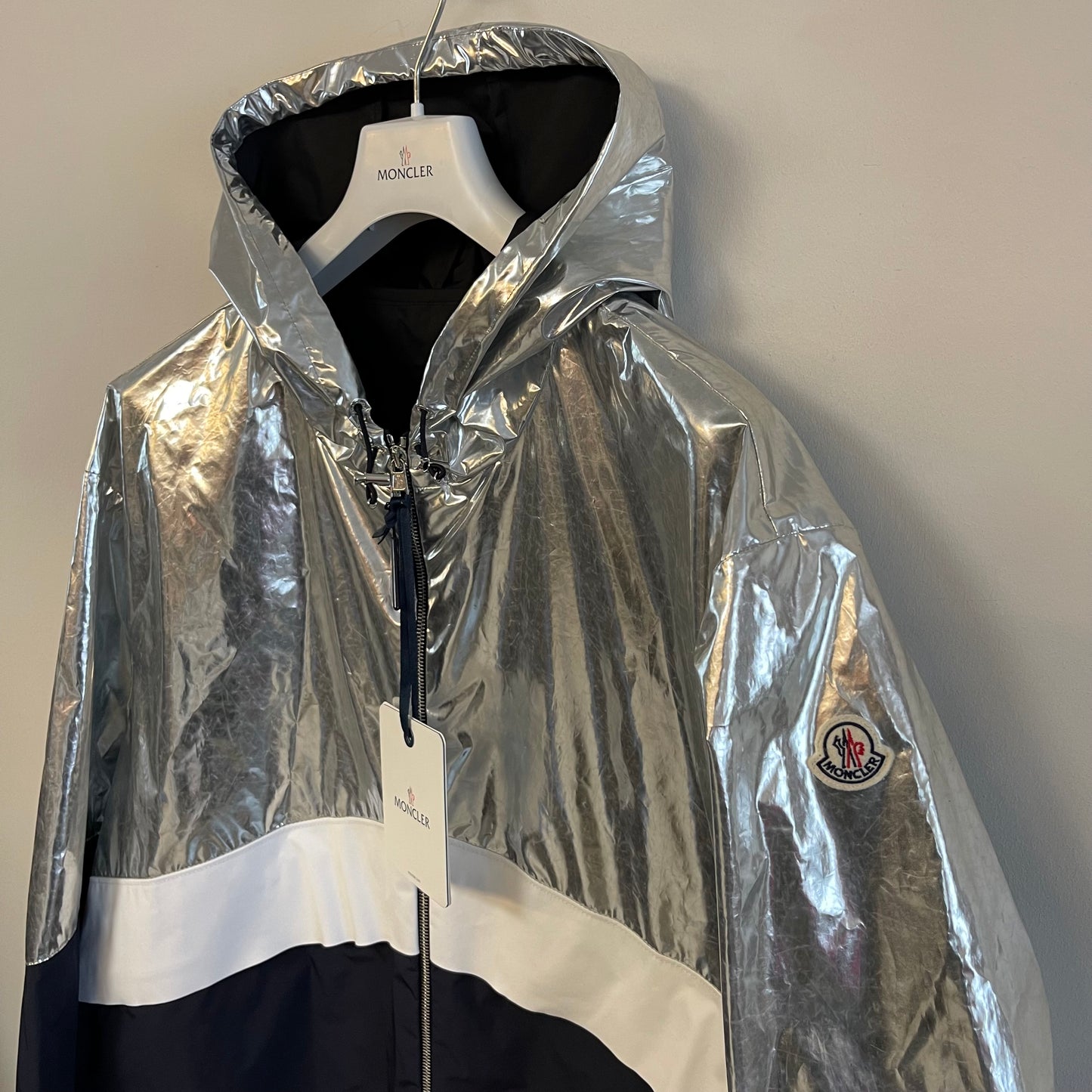 Moncler Mens Quinic Windbreaker - Size 7