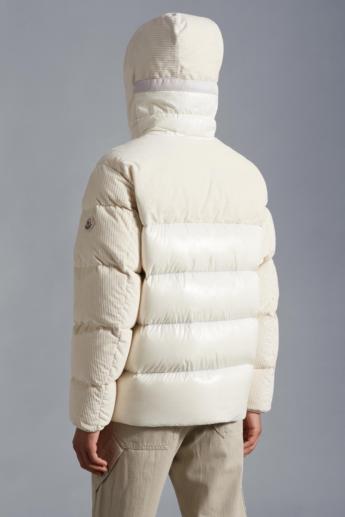 Moncler Daisen Down Jacket - Size 3