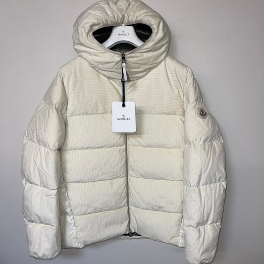 Moncler Daisen Down Jacket - Size 3