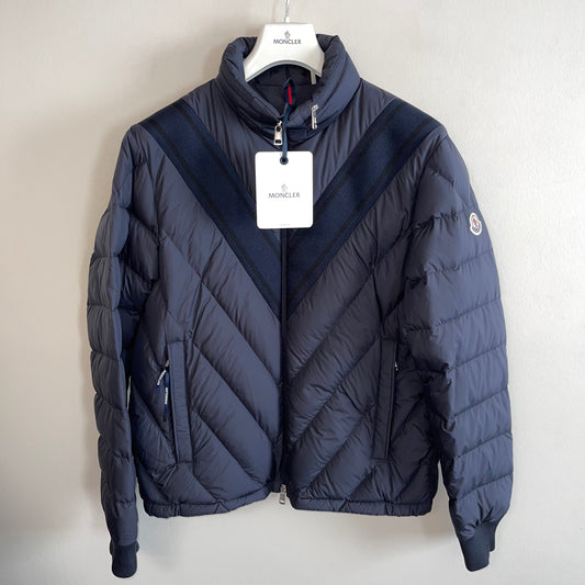 Moncler Barrot Down Jacket - Size 3