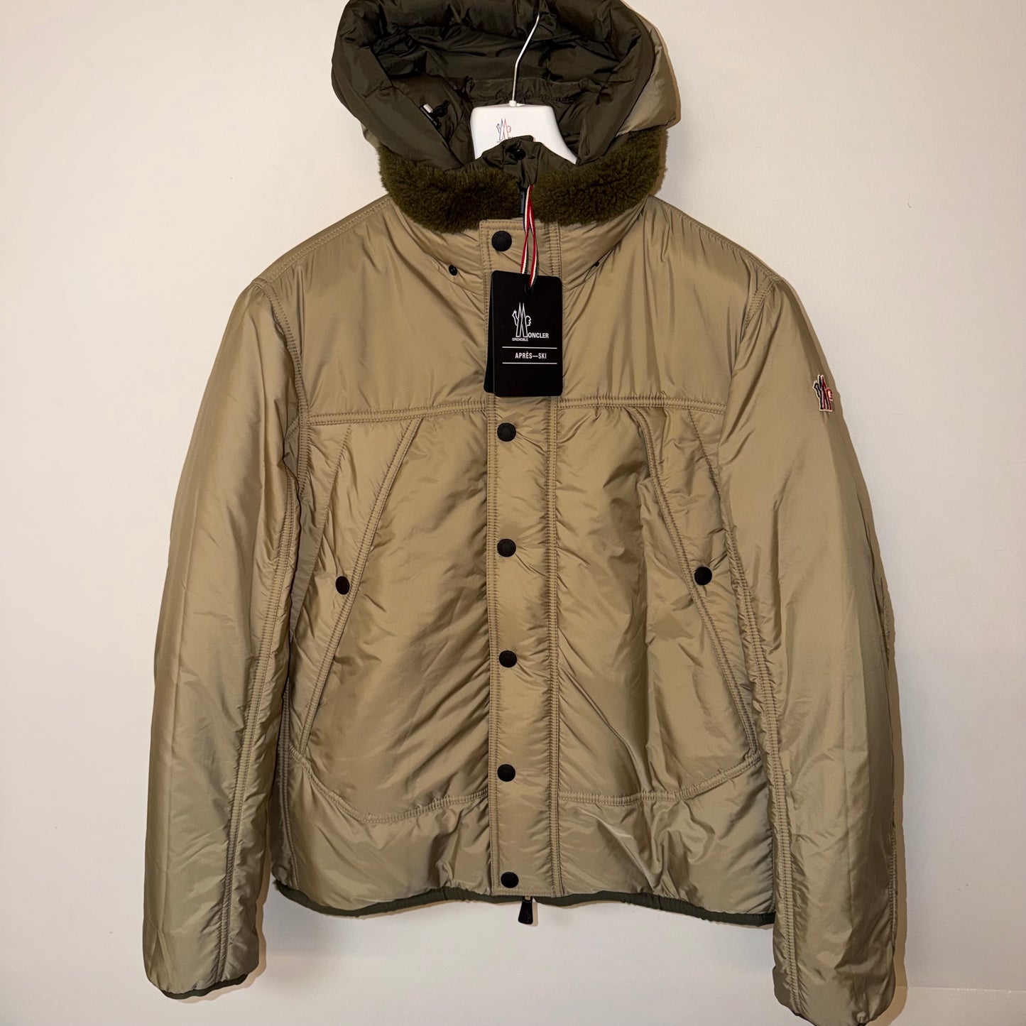Moncler Grenoble Wengi Reversible Teddy Short Down Jacket Khaki/Beige - Sizes 3 & 4